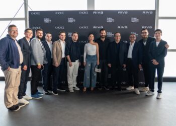 ريفا وشويس تطلقان مجموعتيهما بمشاركة مجموعة من النجوم في أسبوع دبي للموضة