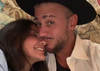 سعد لمجرد يوجه رسالة مليئة بالحب لزوجته