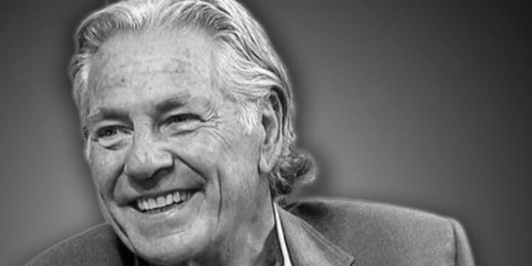 نجوم مصر يودعون “مصطفى فهمي” الذي وافته المنية عن عمر 82 عاماً