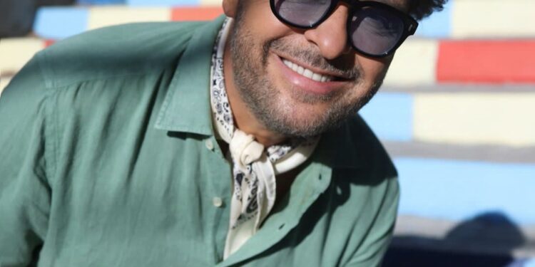 راغب علامة يتوعد مروجي الشائعات بملاحقتهم قانونياً