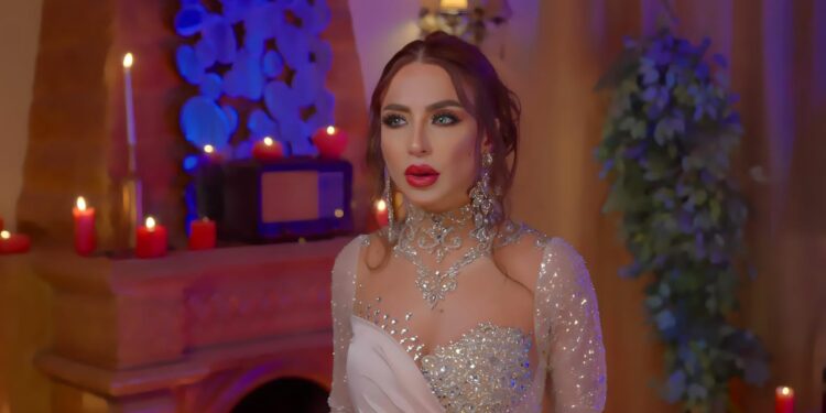 دوللي شاهين تطرح كليب أنا الحاجة الحلوة