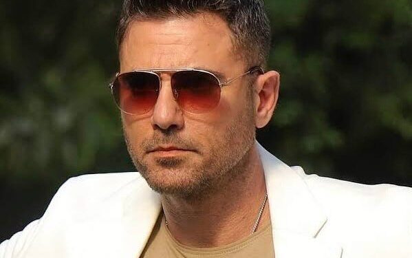 أحمد عز يتحدث عن علاقته ب عادل إمام