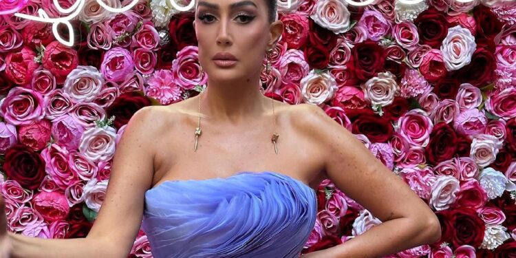 غادة عبد الرازق أفضل ممثلة عربية لعام 2024