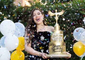 عبير صبري تحتفل بعيد ميلاد شقيقتها مروة