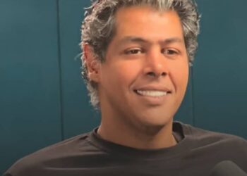 عمر متولي: “شكري سرحان انشهر أكثر من موهبته”