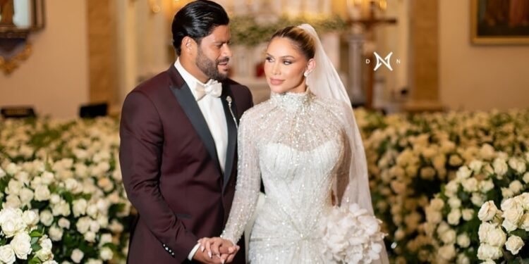 نجم البرازيل هالك يحتفل بزفافه من كاميلا