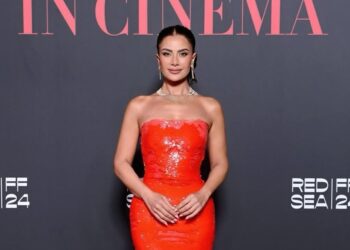 ذكريات من طفولة ياسمين عبدالعزيز