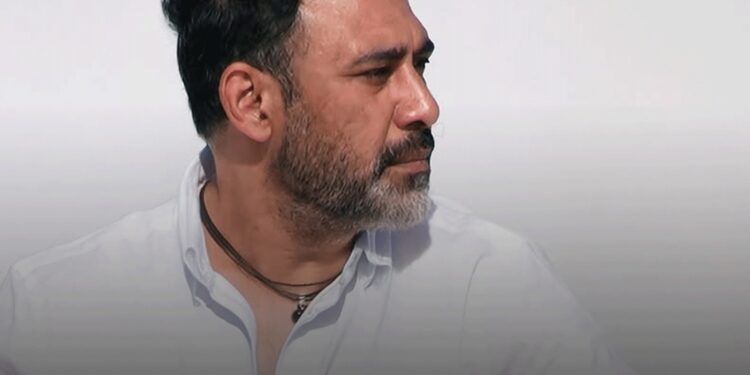 عمرو مصطفى يتعرض لوعكة صحية