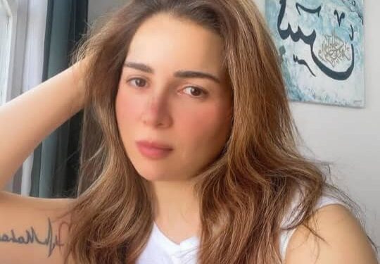 رسالة مي عز الدين لأحد زملائها