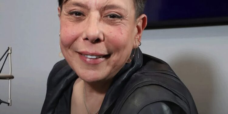 سوسن أبو عفار: “الشعب السوري قادر على خلق النكتة”