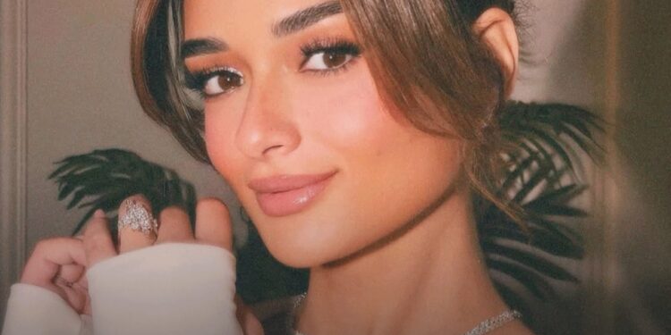 ملك زاهر: “مش مصدقة إن الوقت جري كده”