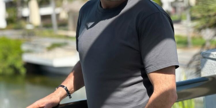 راغب علامه يواصل التحضيرات ل “سينجل”