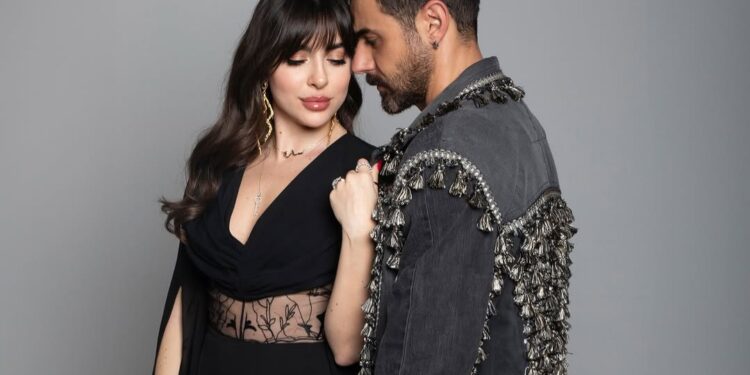 وسام فارس يدعم زوجته