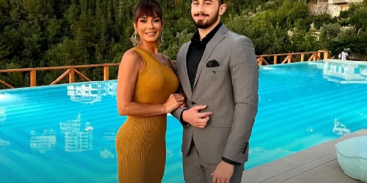 مرض ابنها لم يسمح لها باستلام جائزتها في الموريكس دور .. كاريس بشار