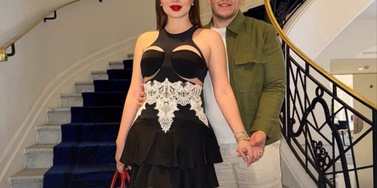 كيف كان أول ظهور لنسرين طافش برفقة زوجها أحمد