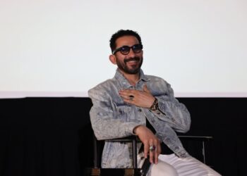 دعاء المرض يثير القلق على أحمد حلمي