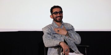 دعاء المرض يثير القلق على أحمد حلمي