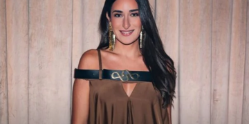 أمينة خليل ضد عمليات التجميل