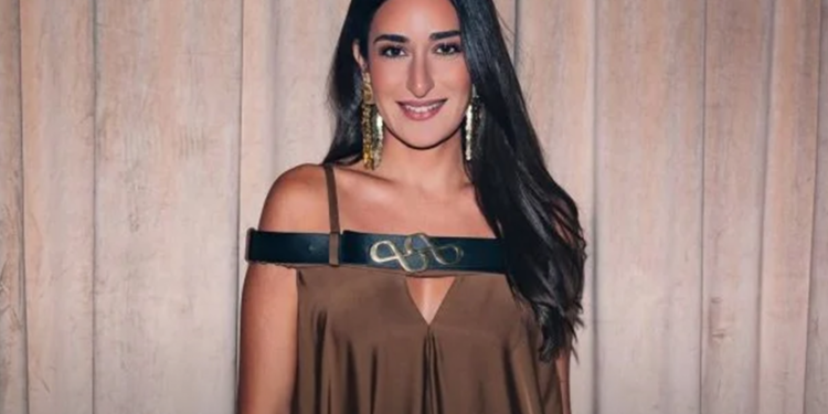 أمينة خليل ضد عمليات التجميل