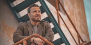 سوزان نجم الدين: “أطفال التوحد ليسوا مختلفين”