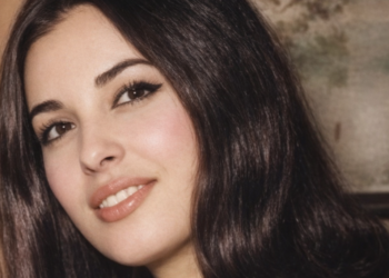 نجاة الصغيرة تتوج كـ”شخصية العام الثقافية”