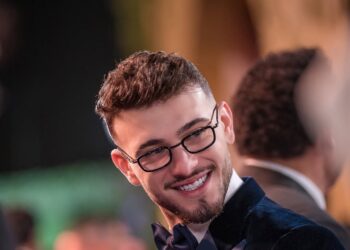 شبيهة شكران مرتجى… هل هنالك شبه فعلاً؟